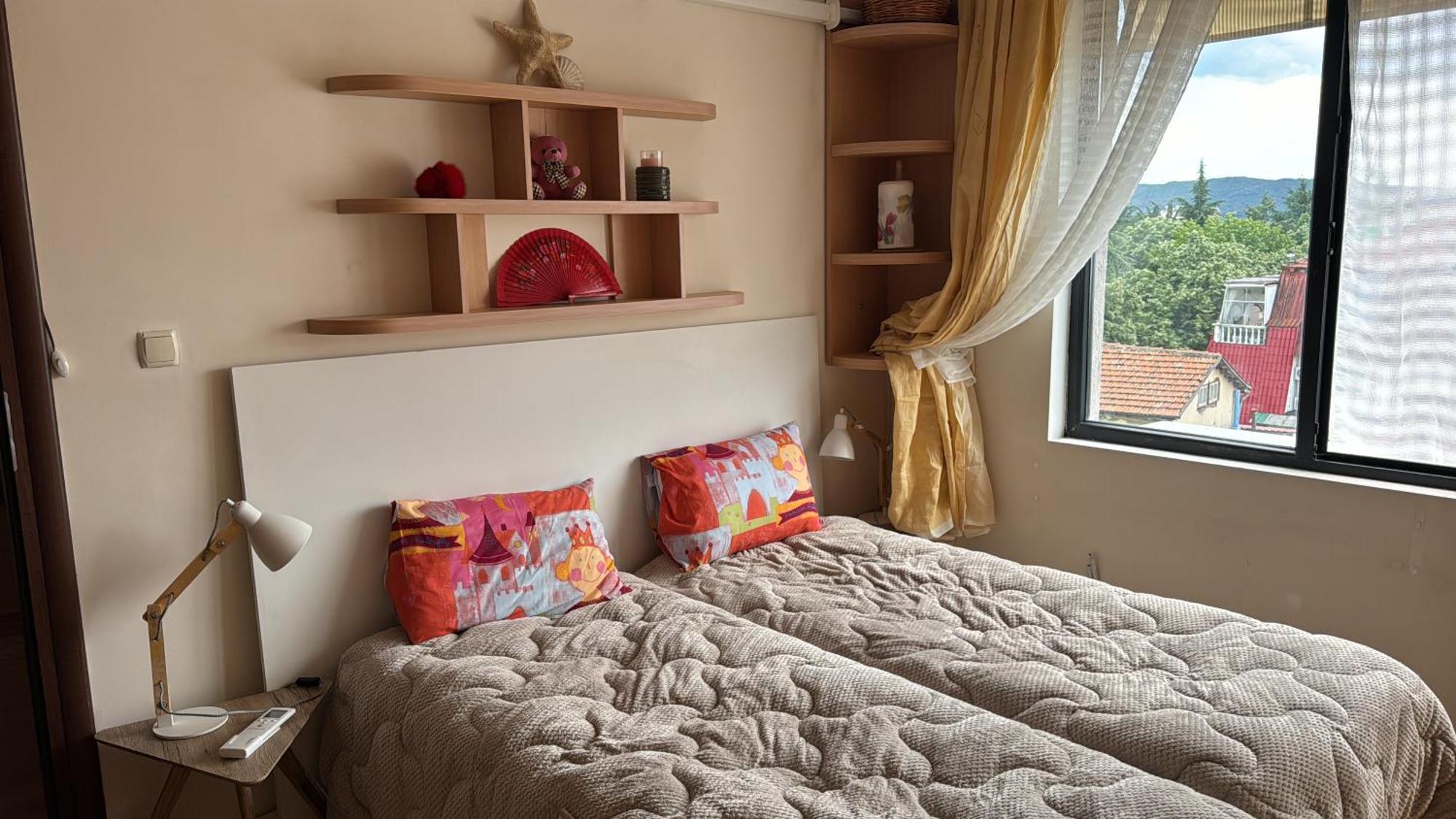 Downtown Central Apartment With Working Kitchen, City Views & Free Parking 卡赞勒克 外观 照片