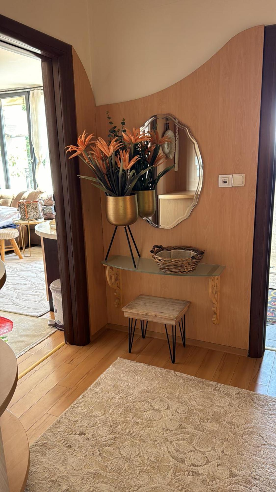 Downtown Central Apartment With Working Kitchen, City Views & Free Parking 卡赞勒克 外观 照片
